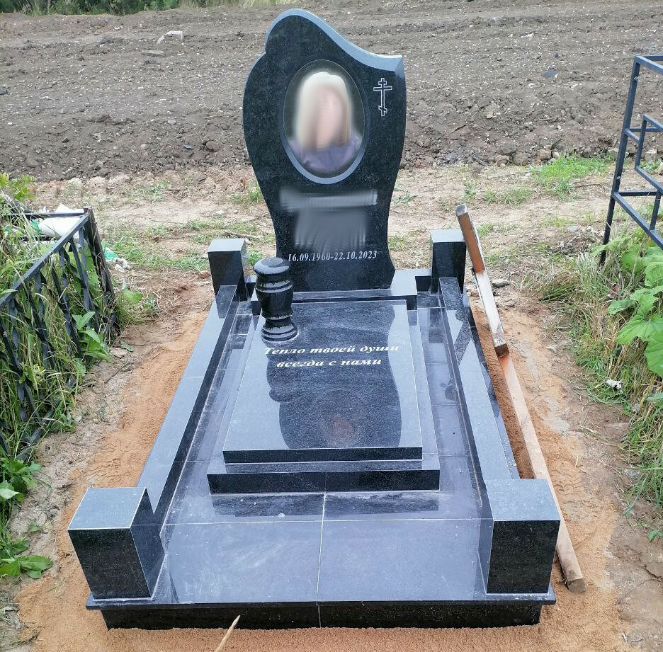 Облицовка гранитной плиткой Благоустройство захоронений гранитной плиткой